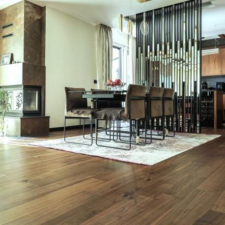 Однополосная паркетная доска Орех Американский, лак, фаска, 195 мм